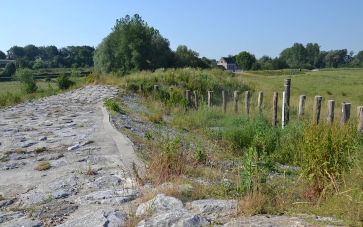 Digue longeant Aa - Crédits photo : SmageAa