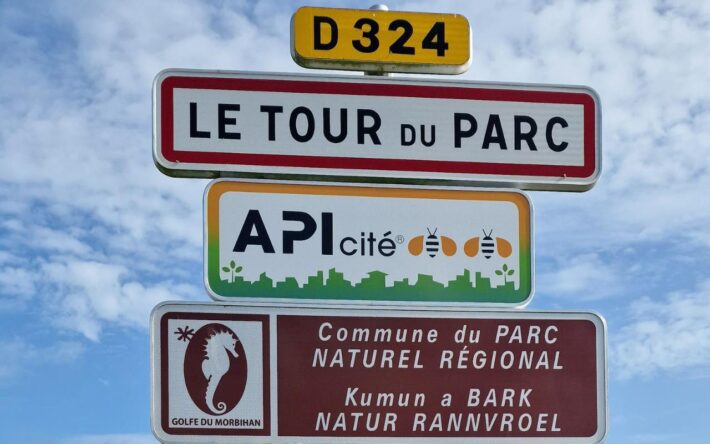 La commune du Tour du Parc compte 1 300 habitants en hiver et accueille plus de 5 000 personnes en saison estivale – Crédits photo : Banque des Territoires