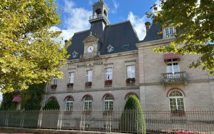 Hôtel de ville du Creusot - Crédits photo : Banque des Territoires