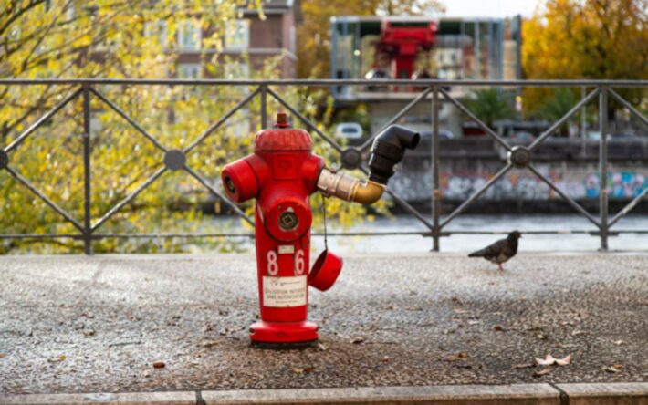Ventouse installée sur poteau incendie - Crédits photo : Eaux de Grenoble Alpes